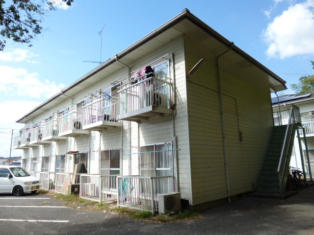 倉敷市中庄のアパートの外観