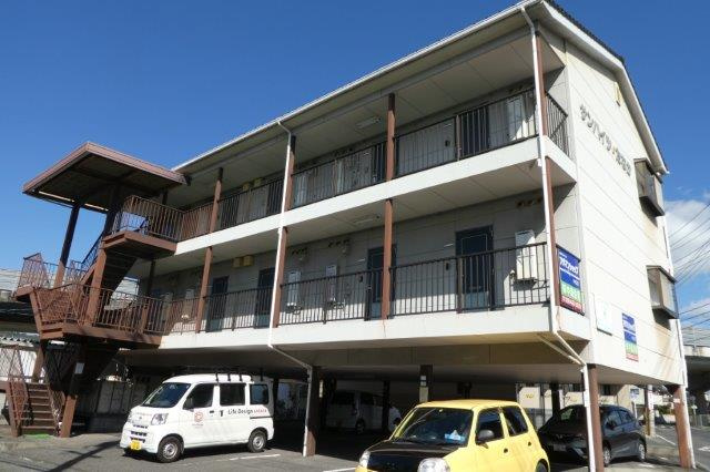 倉敷市中庄のアパートの外観