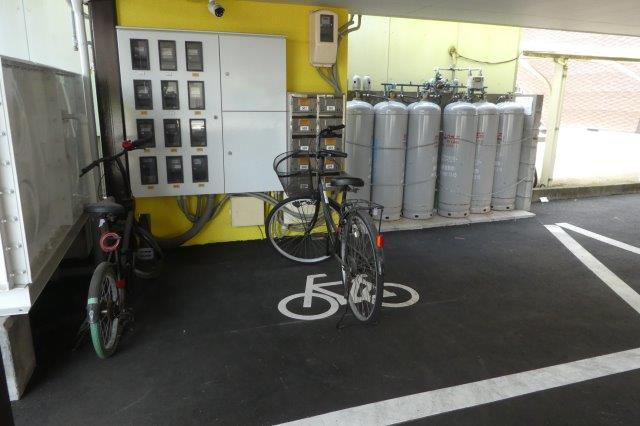 サンハイツたなかのその他共用部分|自転車置き場