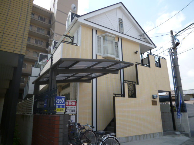 倉敷市北浜町のアパートの外観