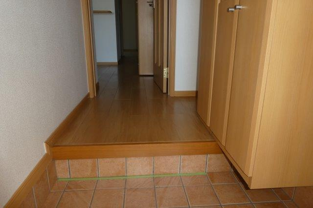 ポポラーレＡの玄関