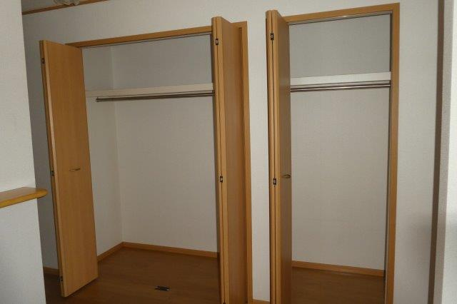 ポポラーレＡの収納|クローゼット