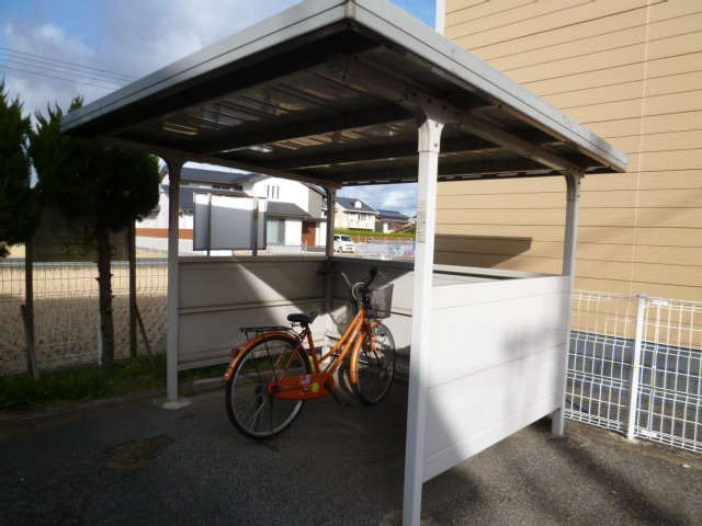 プレジール貝吹のその他共用部分|自転車置き場
