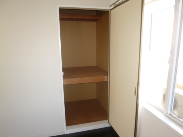 フレグランス大島Ａの収納