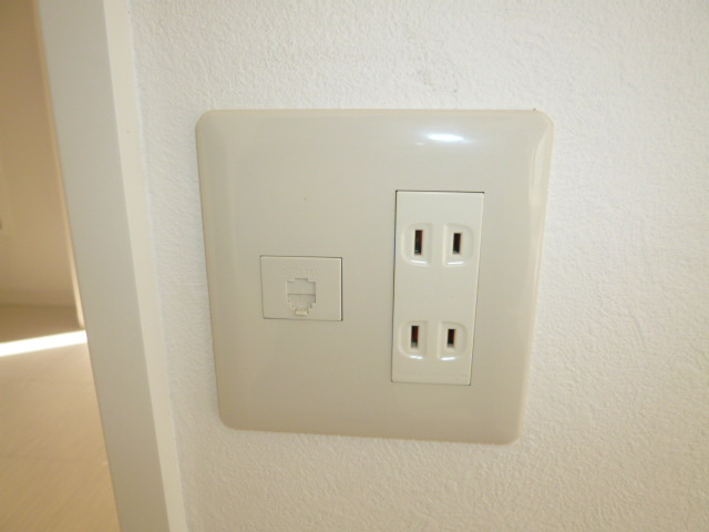 倉敷市大島のアパートの設備|電話モジュラー
