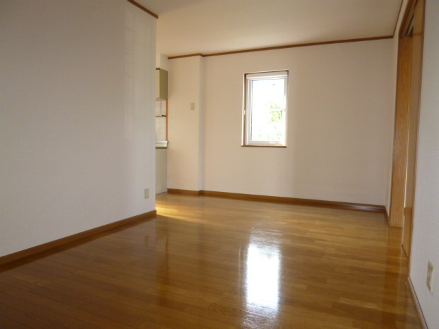 マスカット若宮の居間・リビング