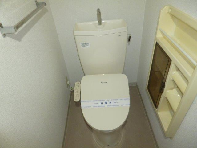フレグランス早島のトイレ|ウォシュレット