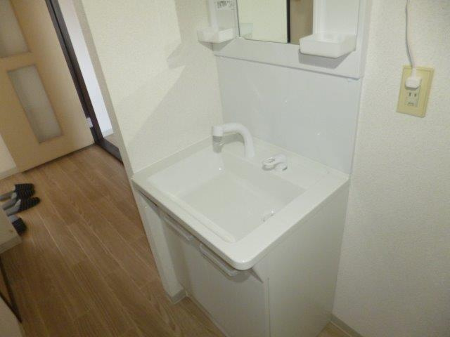 フレグランス早島の独立洗面台|シャンプードレッサー