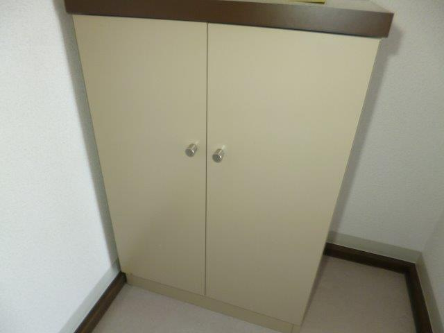 フレグランス早島の内装|シューズボックス