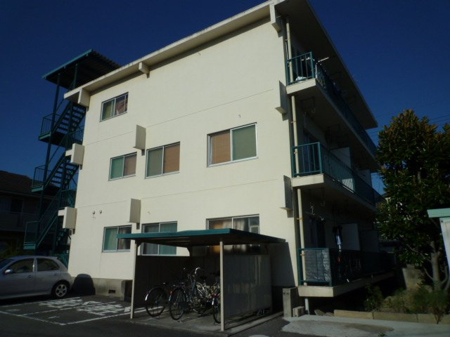 倉敷市平田の賃貸マンションの外観