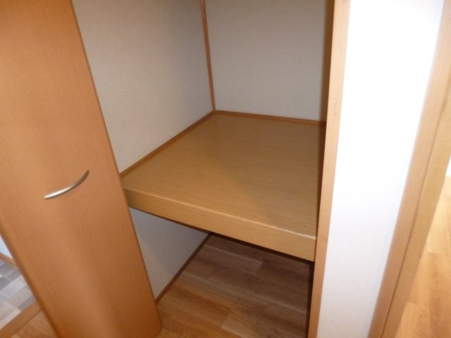 エステート２１　Ａの収納|廊下収納