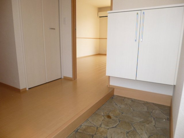 セジュール２１　Ｃの玄関