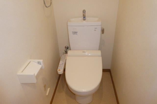 アプランドルⅣのトイレ|ウォシュレット