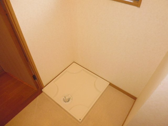 アプランドルⅣのその他|洗濯機置き場