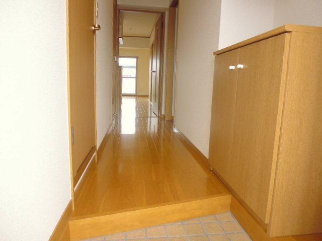 アプランドルⅣの玄関