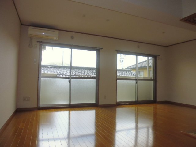 アプランドルⅣの居間・リビング