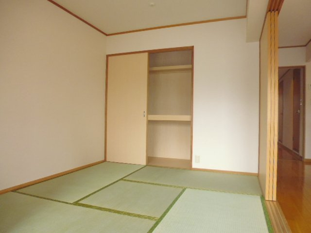 アプランドルⅣの収納|和室