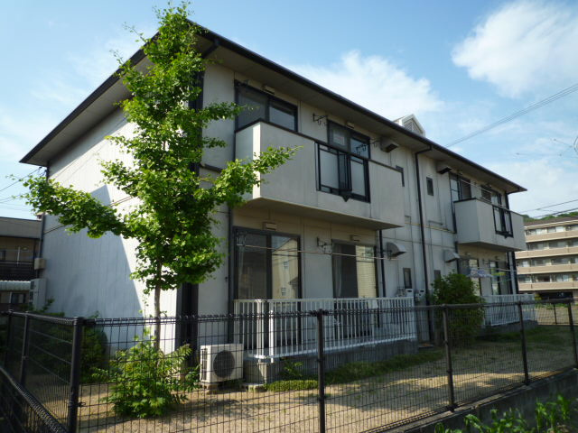 倉敷市新田のアパートの外観
