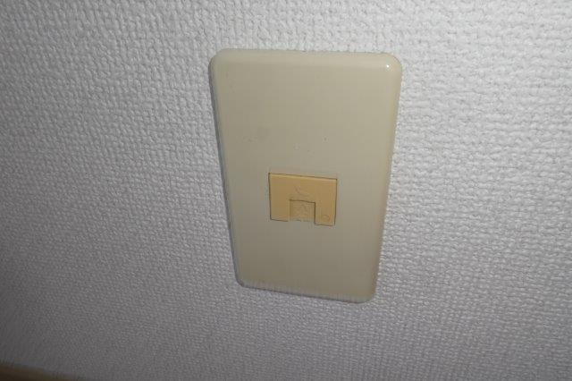 ドミール新田の設備|電話モジュラー
