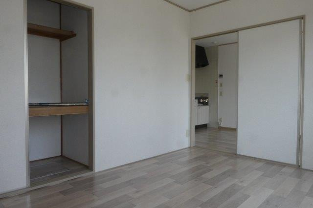 ドミール新田の収納|洋室