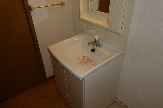 クレストールＤの独立洗面台