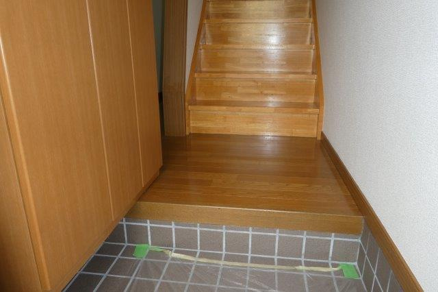 クレストールＤの玄関