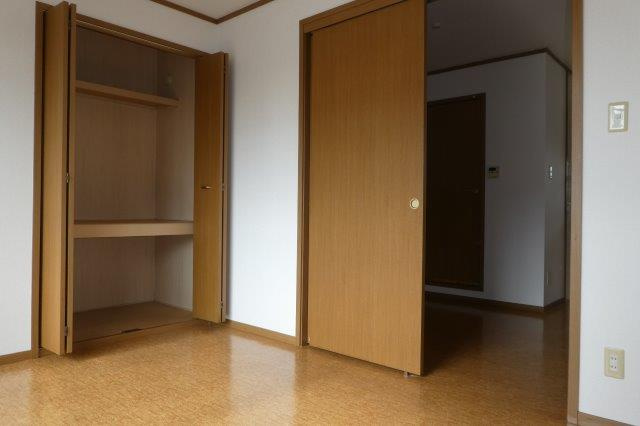 クレストールＤの収納|洋室