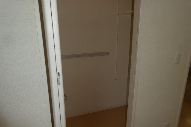クレイドル浜町の収納|クローゼット