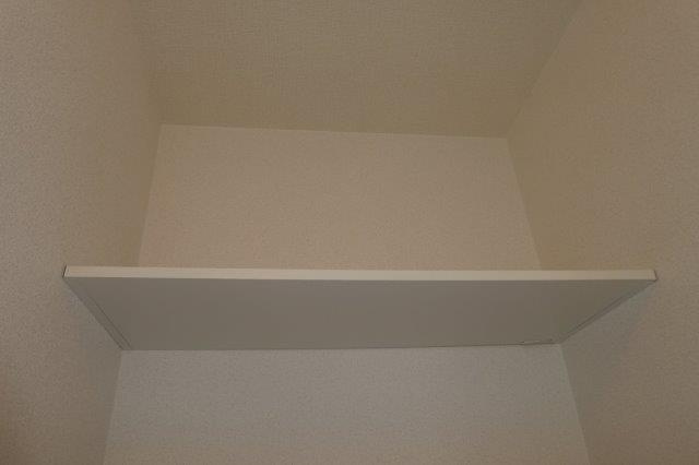 クレイドル浜町の洗面所|洗濯機置き場上棚