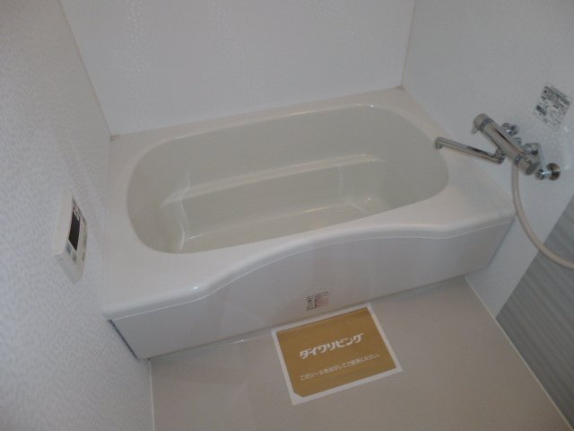 クレイドル浜町の浴室