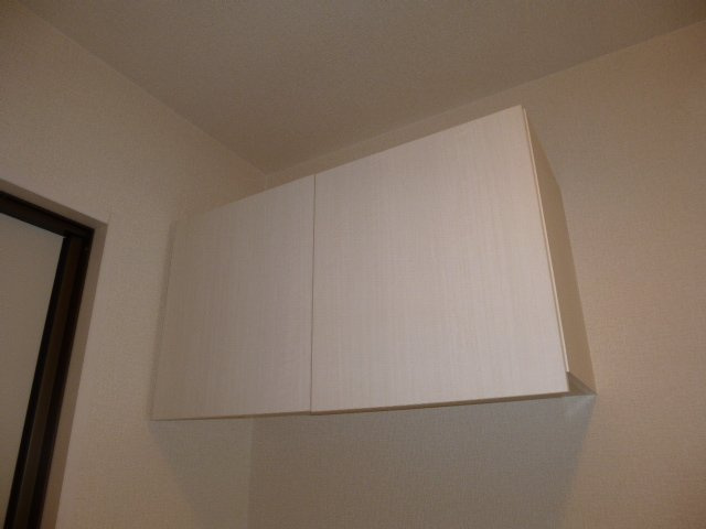 クレイドル浜町の玄関|シューズボックス（上）