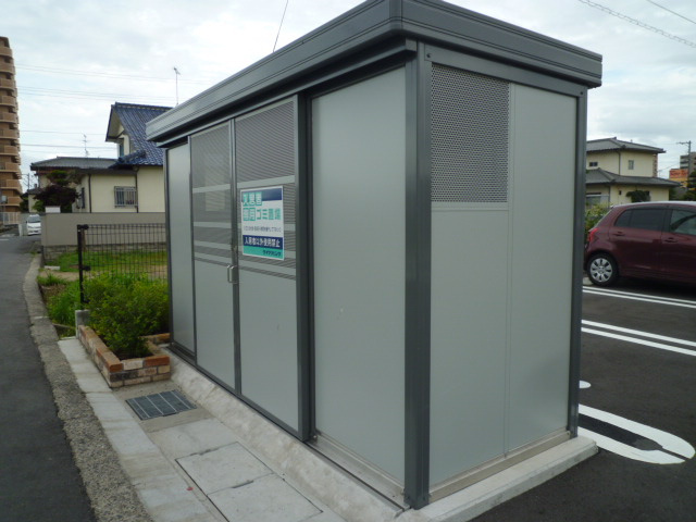 クレイドル浜町のその他共用部分|敷地内専用ごみステーション