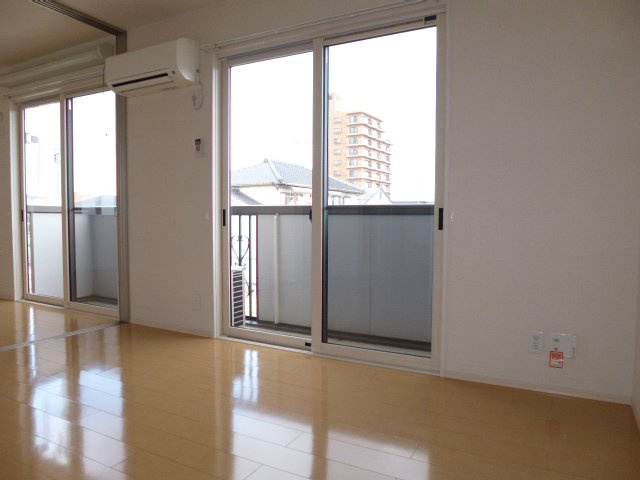 クレイドル浜町の内装