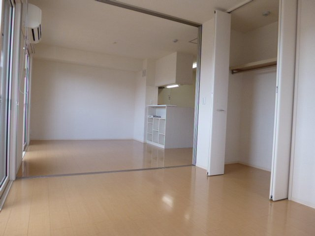 クレイドル浜町の寝室|洋室