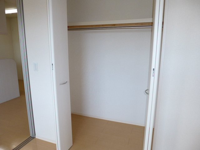 クレイドル浜町の収納|クローゼット