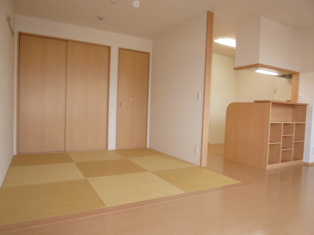 クレイドル浜町の寝室|和室