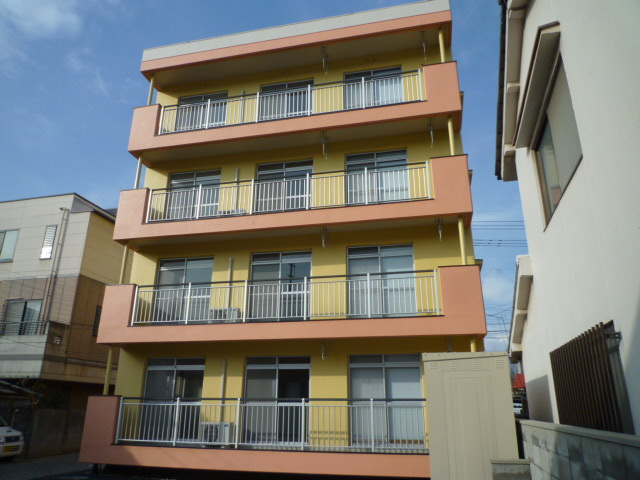 倉敷市東町の賃貸マンションの外観