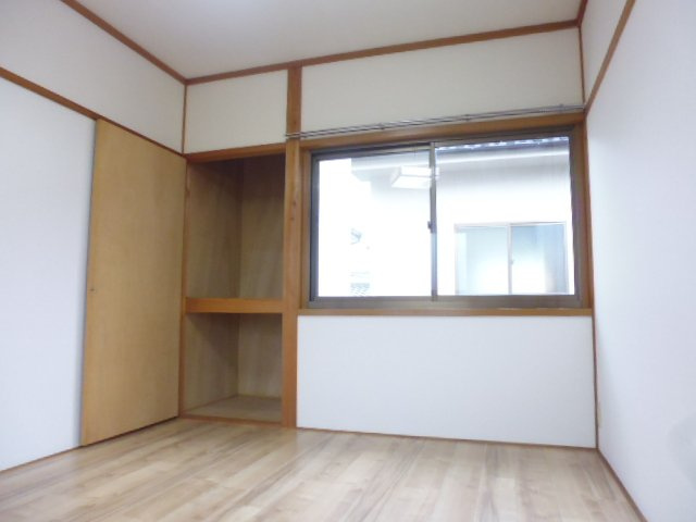緒形貸家Ａの収納|洋室
