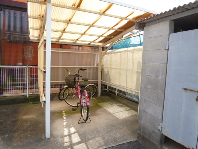 倉敷市宮前のアパートのその他共用部分|駐輪場
