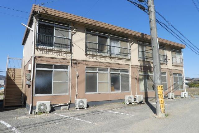 倉敷市栗坂のアパートの外観