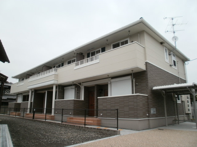 都窪郡早島町前潟のアパートの外観