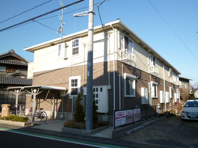 都窪郡早島町前潟のアパートの外観