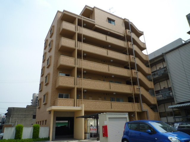 倉敷市老松町３丁目の賃貸マンションの外観