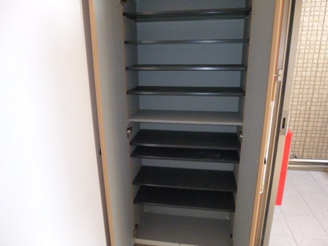 エルメゾン天城の内装|シューズボックス