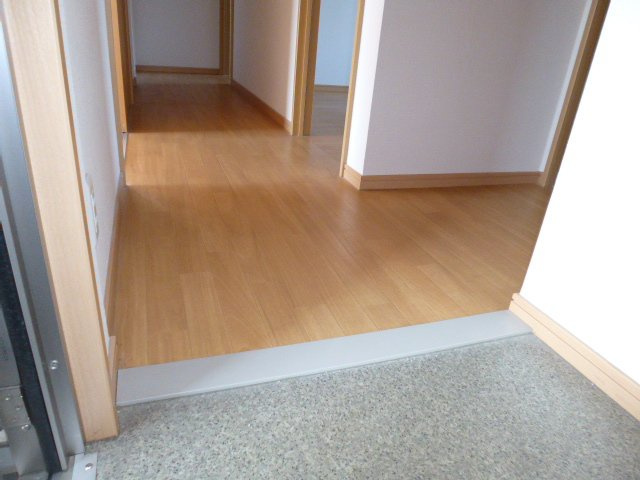 エルメゾン天城の玄関