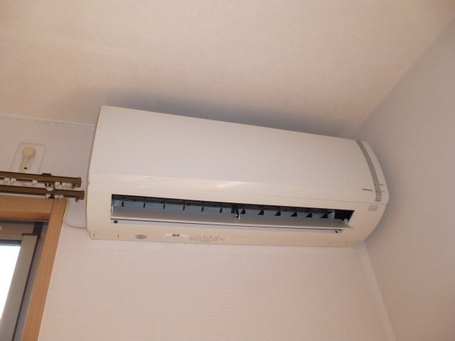 倉敷市藤戸町天城のアパートの設備|エアコン
