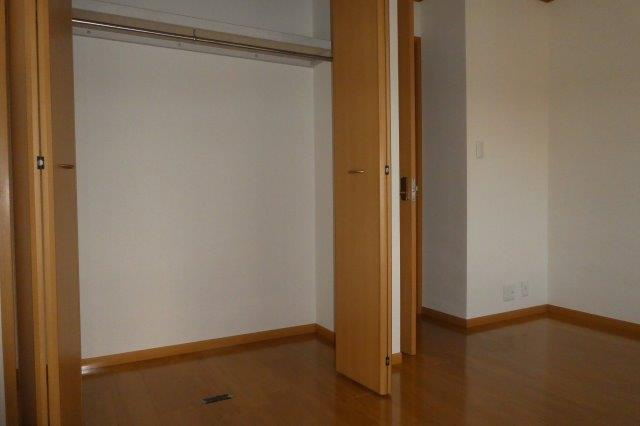フリーデモリヤAの収納|洋室