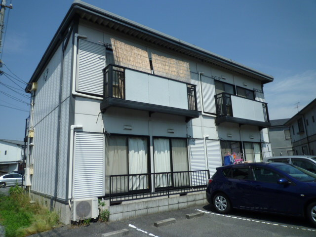 倉敷市中島のアパートの外観