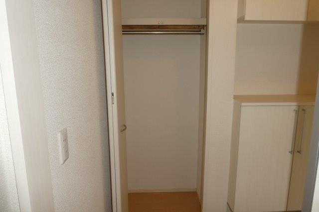 エトワールの収納|廊下収納
