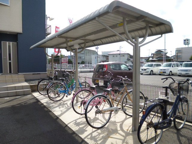 ローレル倉敷Ｂのその他共用部分|自転車置き場